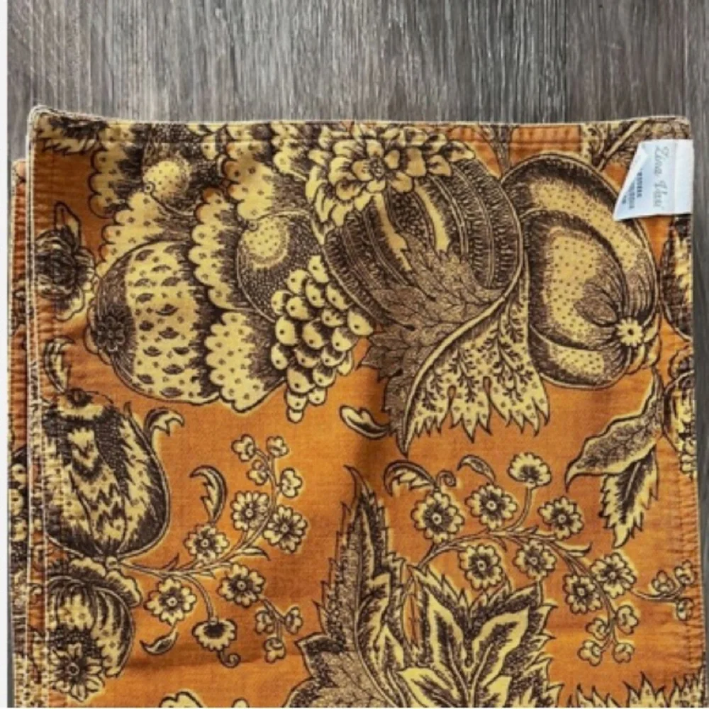 New Closet Item Zina Vasi 3 pack Vintage placemats